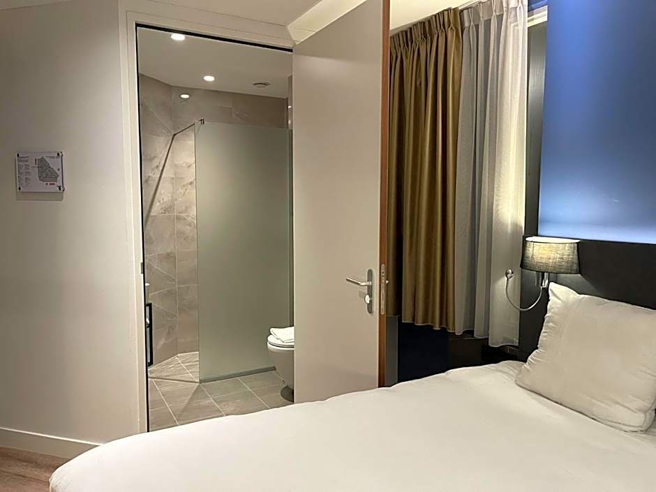 OZO Hotels Antares Airport