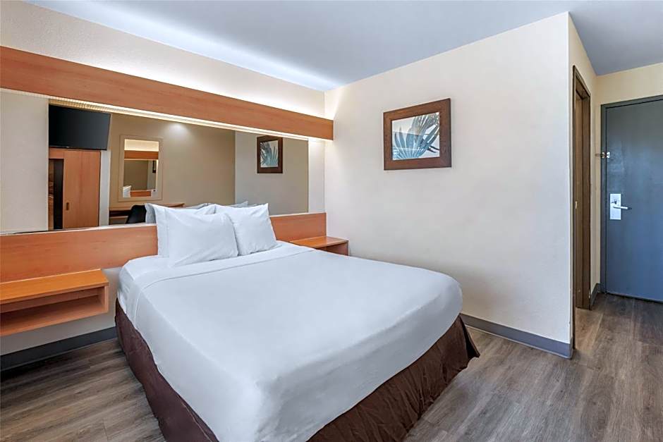 SureStay by Best Western Sacramento South Natomas