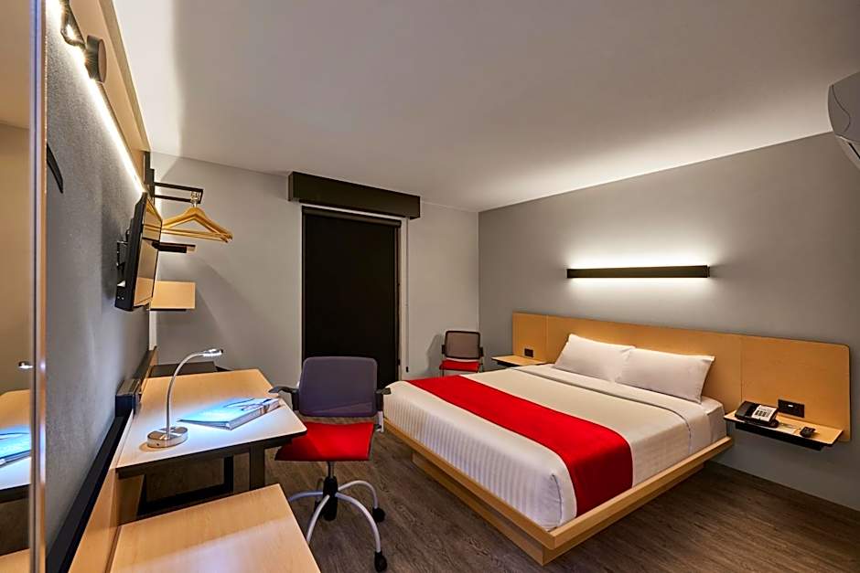 City Express Plus by Marriott Guadalajara Palomar