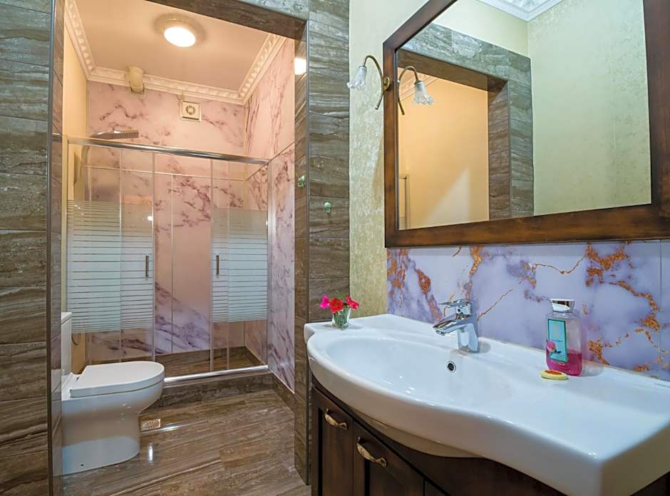 Paradice Hotel Luxury Suites