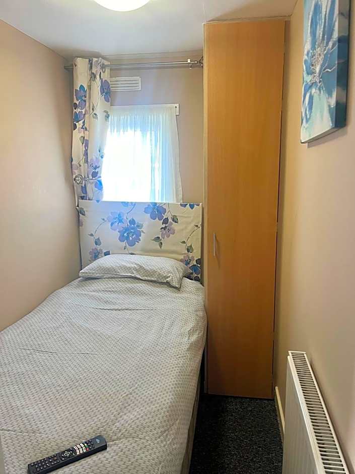 Red Deer Village Holiday Park - 3 Bedroom, Self-Catering Chalet