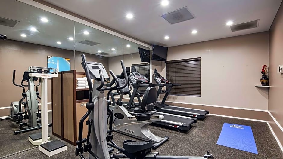 Best Western Airport Inn & Suites