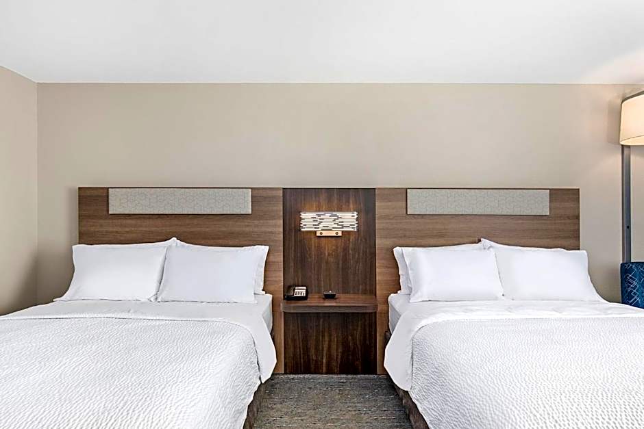 Holiday Inn Express Hurricane Mills Waverly By IHG