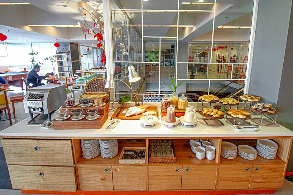 Harris Hotel Pontianak