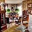 The Queen, A Victorian Bed & Breakfast