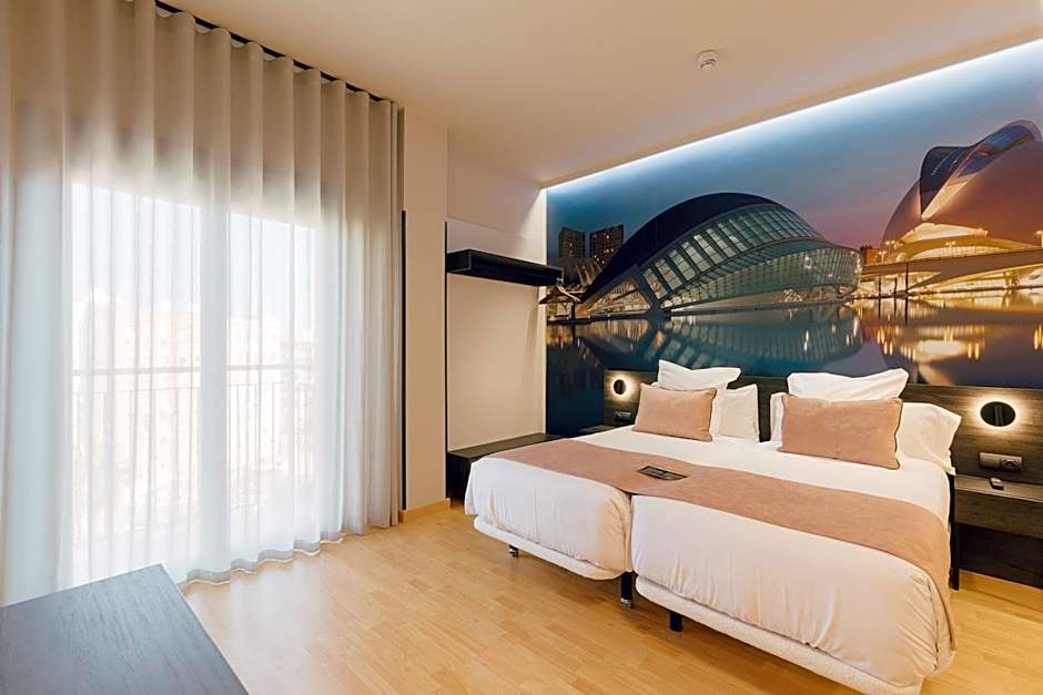 Palau Suites & Apartments