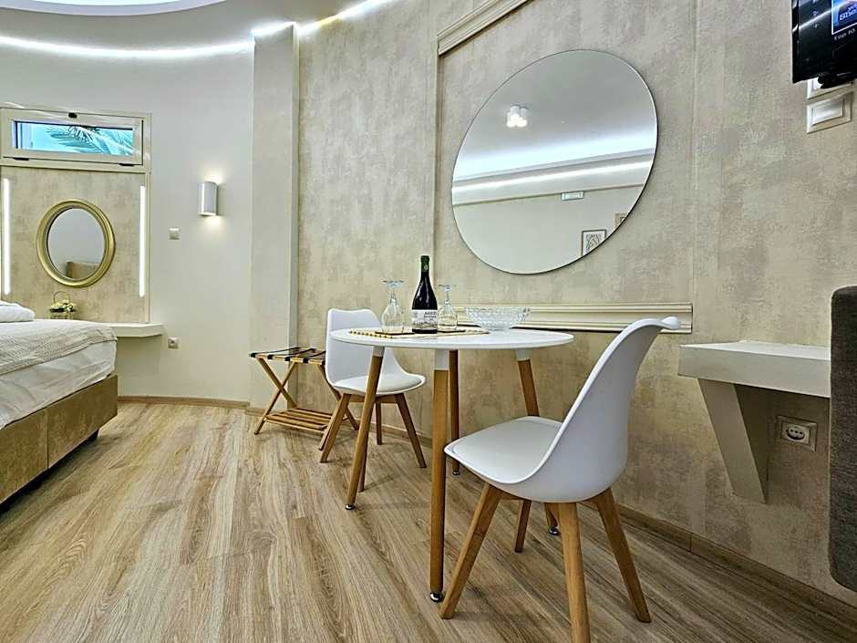 Golden City Center Suites