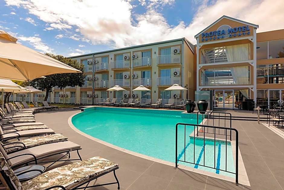 Protea Hotel by Marriott Knysna Quays