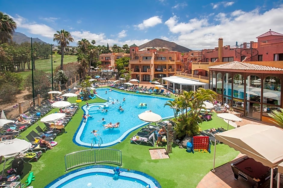 Villa Mandi Golf Resort