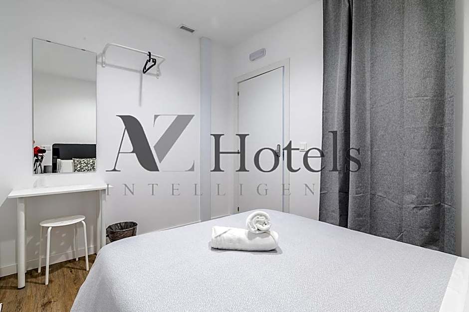 AYZ Princesa-Auto check-in property