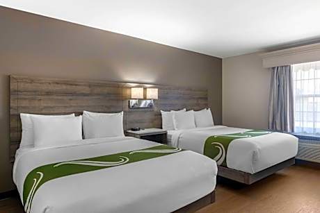 Queen Room with Two Queen Beds - Pet Friendly/Non-Smoking
