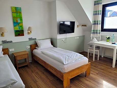 Twin Room with Bathroom