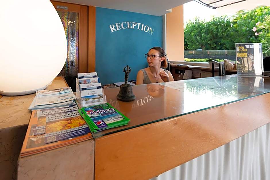 Hotel Paradiso
