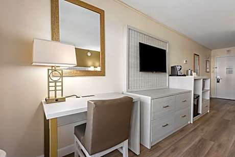 Standard Room with Two Queen Beds
