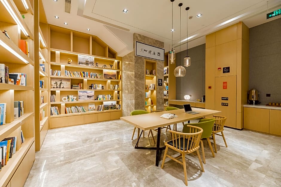 Atour Hotel Nantong Development Zone Center