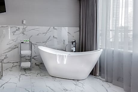 Penthouse King Suite