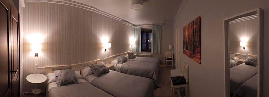 MONASTERIO de SANTA MARÍA DE VALVANERA