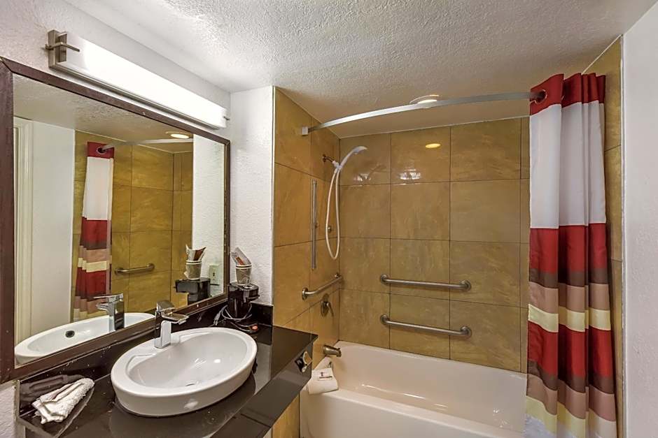 Red Roof Inn Plano
