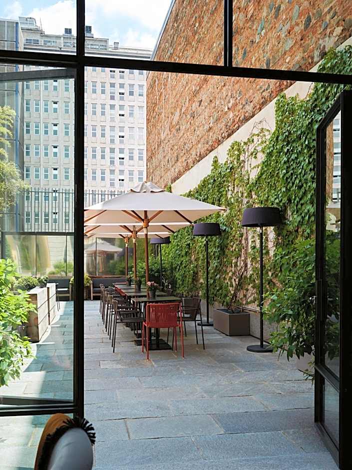 Opera35 Boutique Hotel