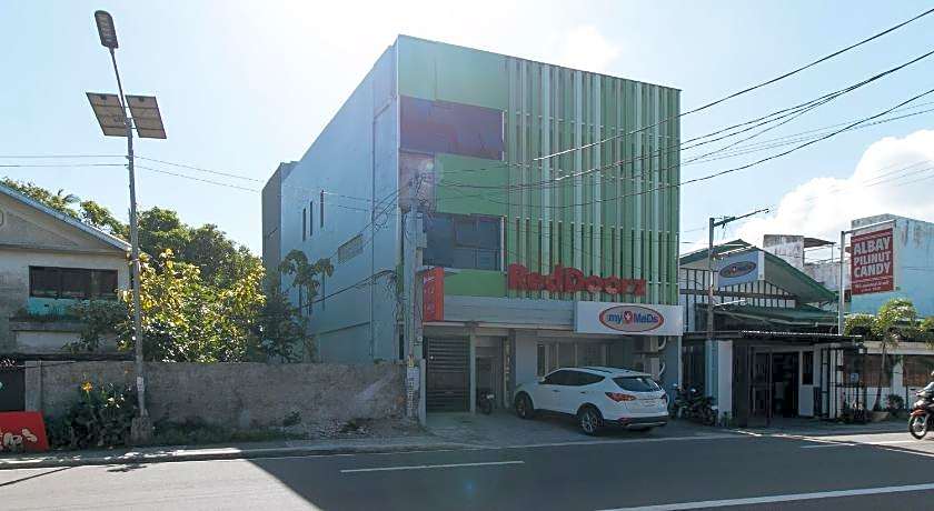 RedDoorz @ Golite Old Albay