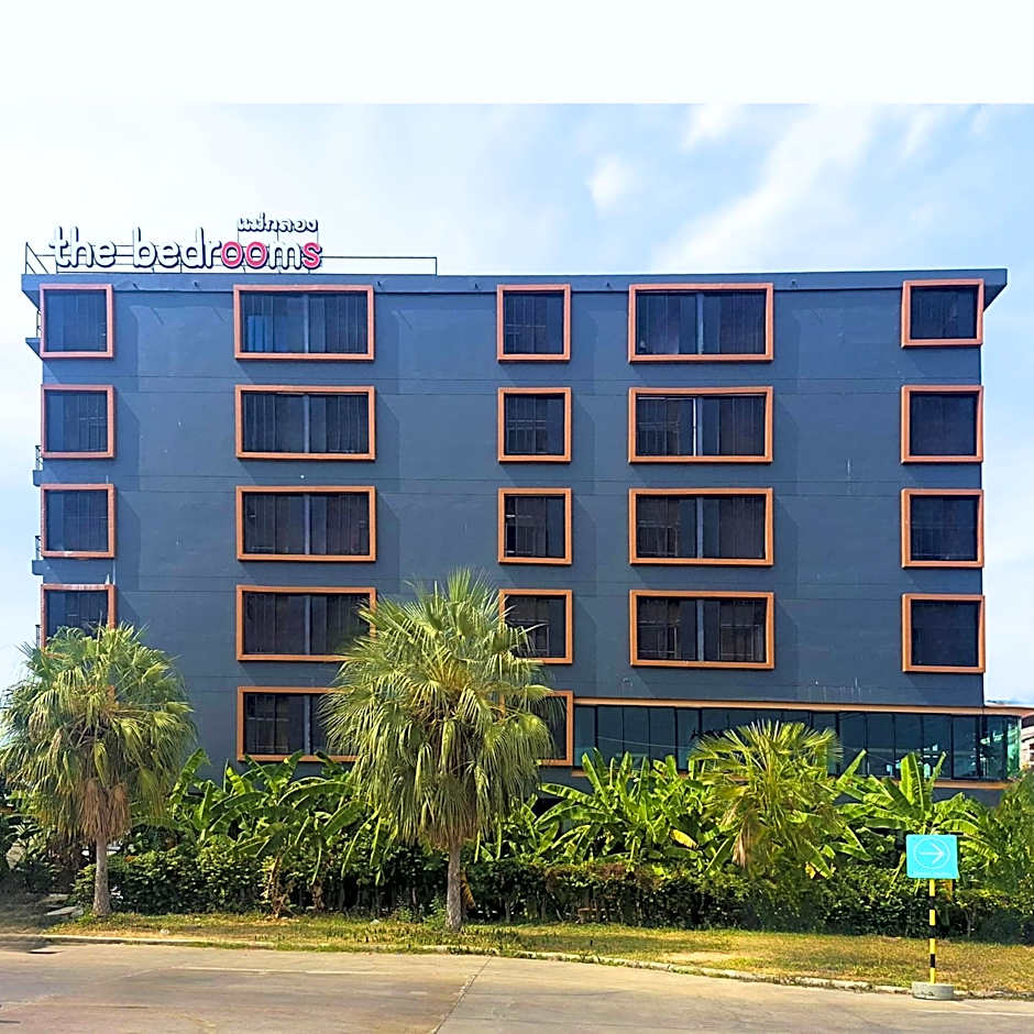 The Bedrooms Maeklong and Services Apartment