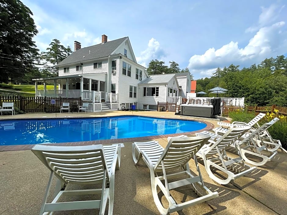 Cranmore Mountain Lodge Bed & Breakfast