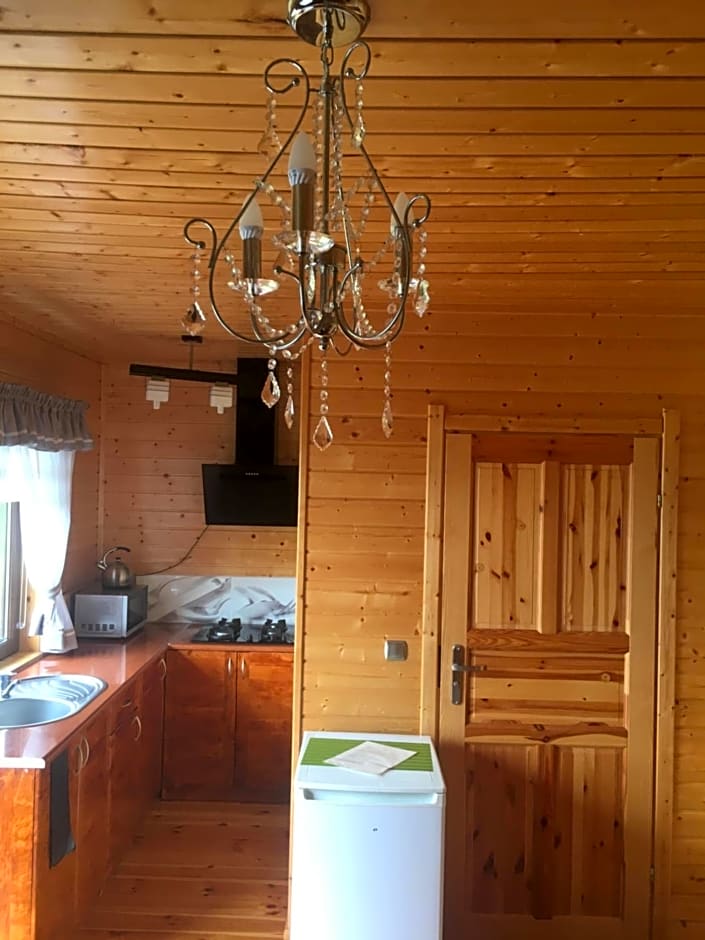 Domki Letniskowe "TROPIK"