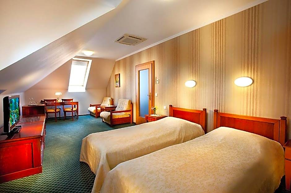 Hotel Akademie a depandance Vila Jarmila