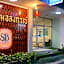 Alongkorn hotel by SB