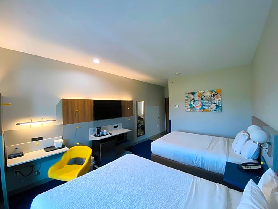 Microtel Inn and Suites by Wyndham