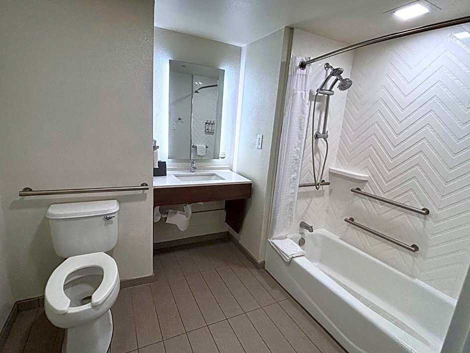 Holiday Inn Hotel & Suites Orange Park By IHG