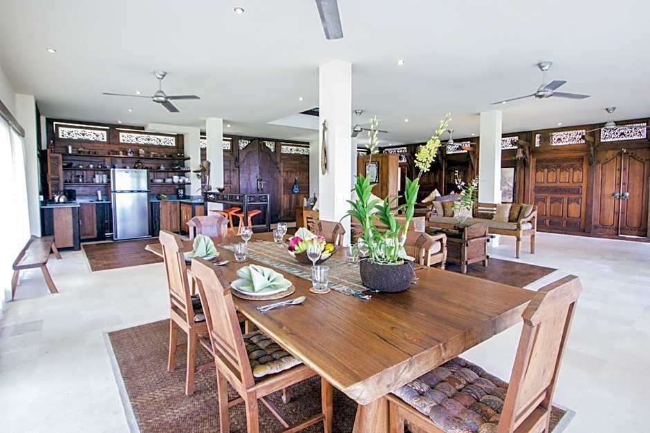Oceanfront Citakara Sari Villas