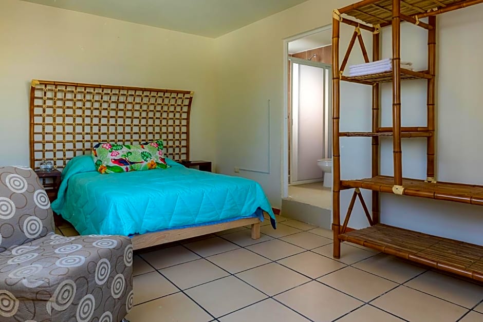 La Créme de la Créme Hostel