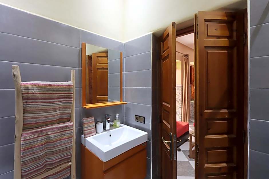 Riad Dwiriyat My Teib