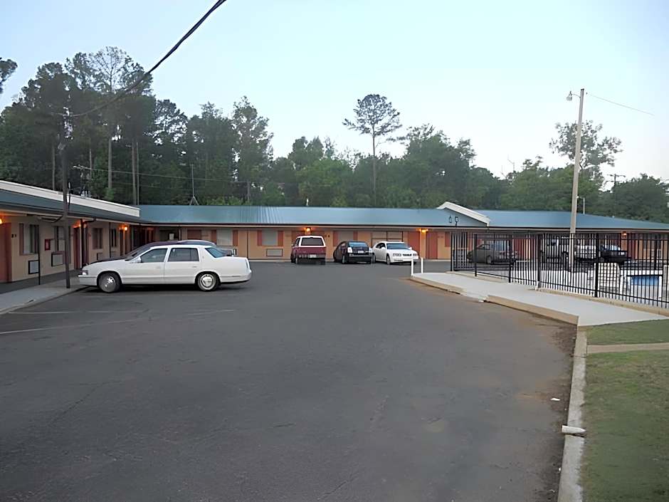 Holiday Terrace Motel