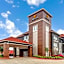 La Quinta Inn & Suites by Wyndham Orange
