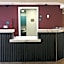 Red Roof Inn & Suites Euless - DFW Airport Southwest