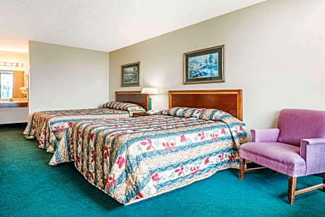 2 Double Beds