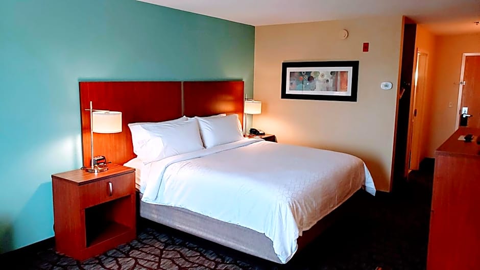 Holiday Inn Express & Suites Jacksonville South - I-295 By IHG