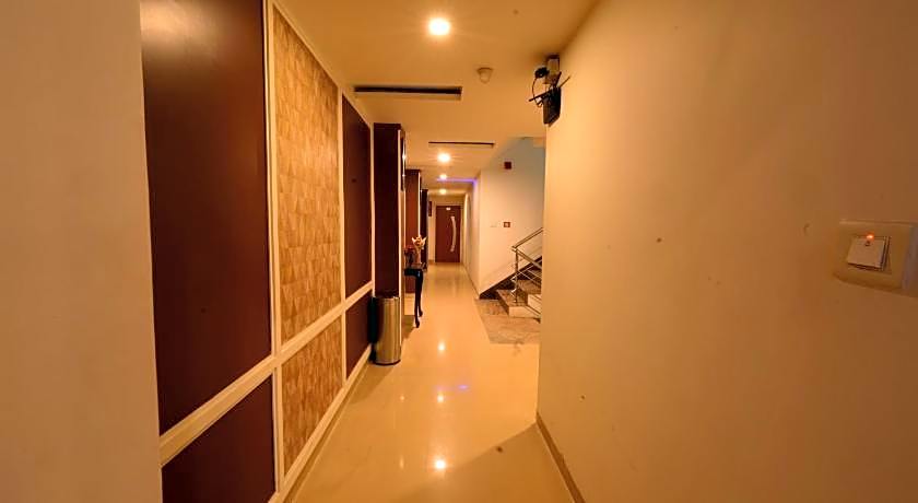Hotel Oppera Mahipalpur - New Delhi 