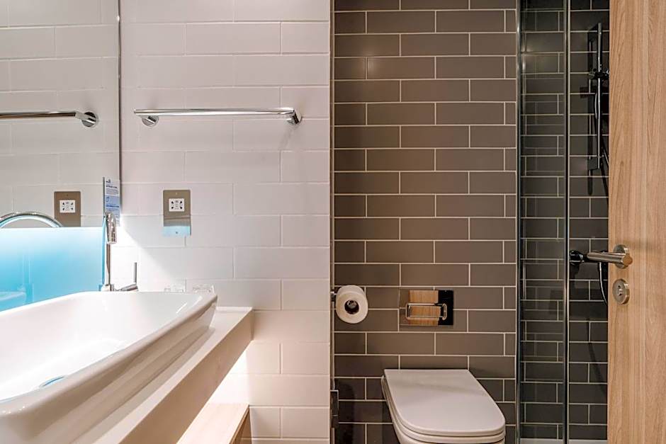 Holiday Inn Express Liverpool - Central By IHG