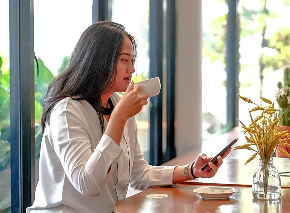 Hotel Youstay Semarang by Sinergi