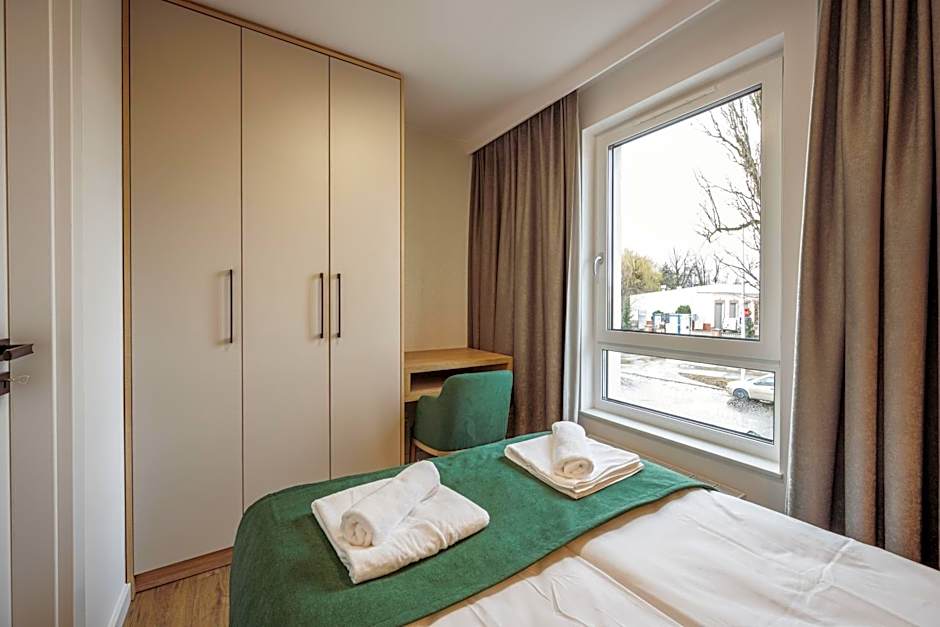 Marina Apartments ZOO