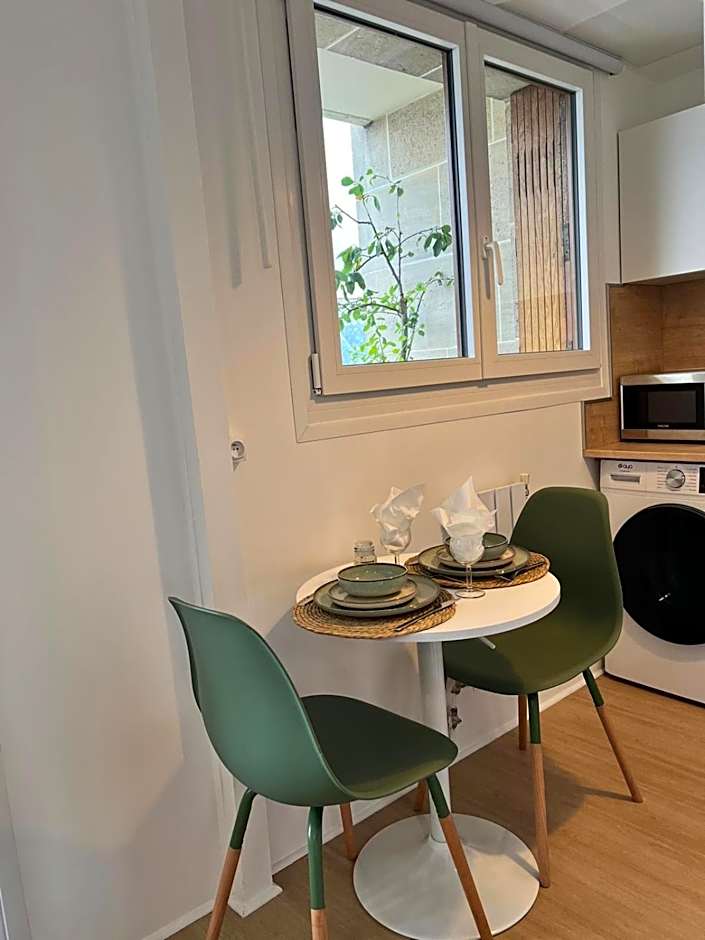 Charmant studio loggia Metro 3pers wifi