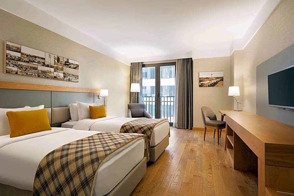 Ramada Hotel & Suites by Wyndham Adana