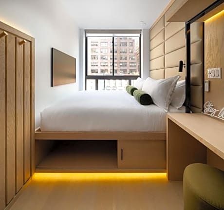 Little Charlie Hotel