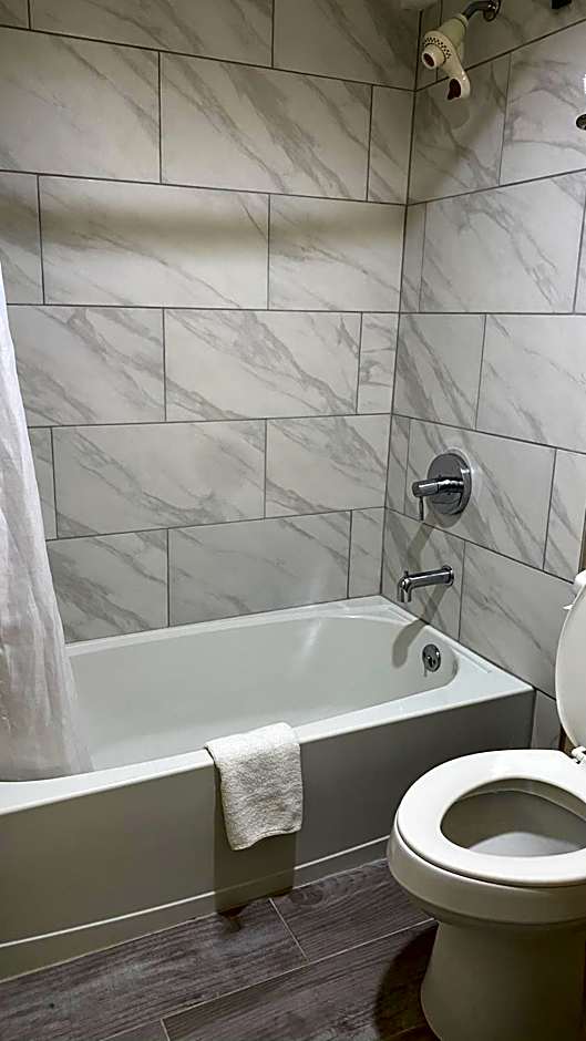 Ramada by Wyndham Harrisonburg