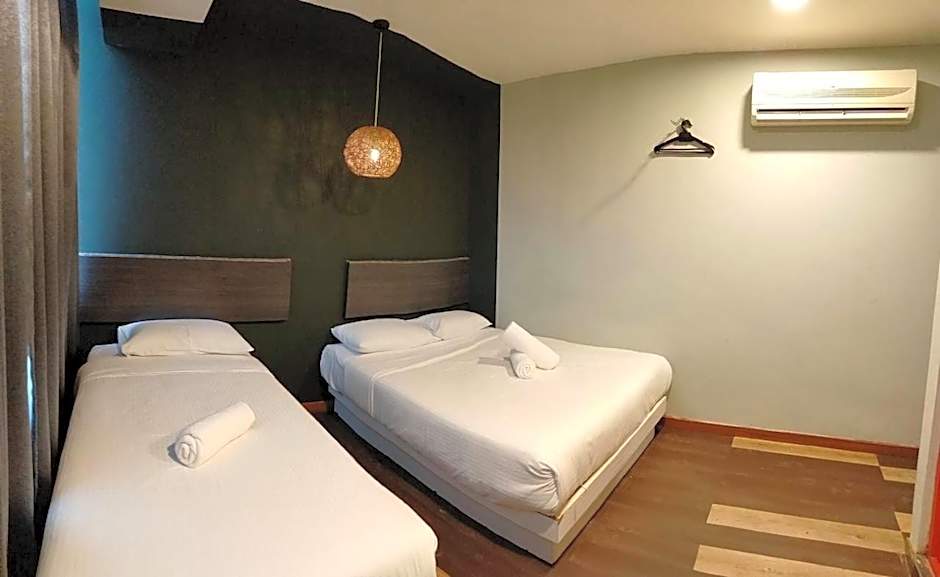 Smile hotel C180 Cheras Selatan