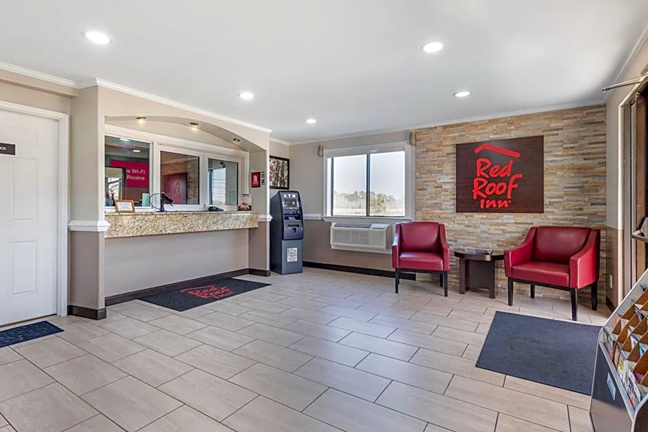 Red Roof Inn Suffolk