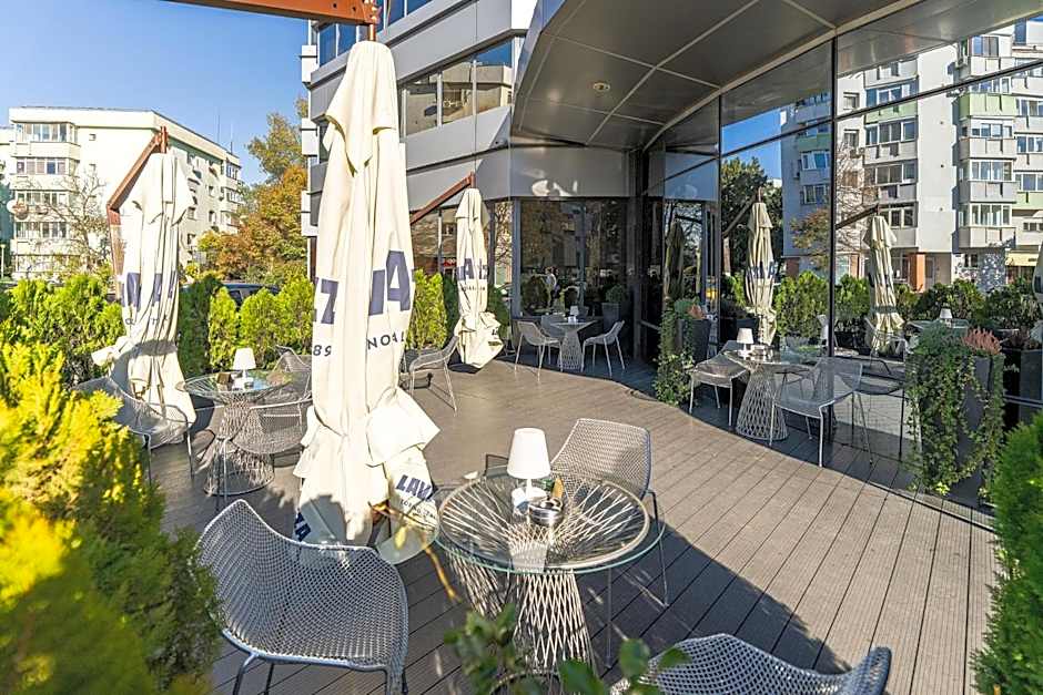 Crystal Palace Hotel